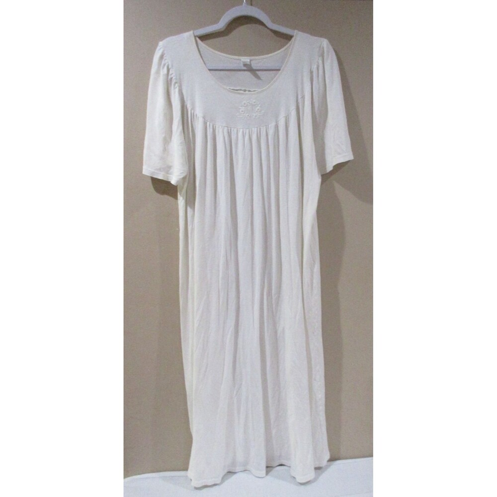 Vtg. Calida Bodywear Nightgown Women XL White Short Sleeve Long